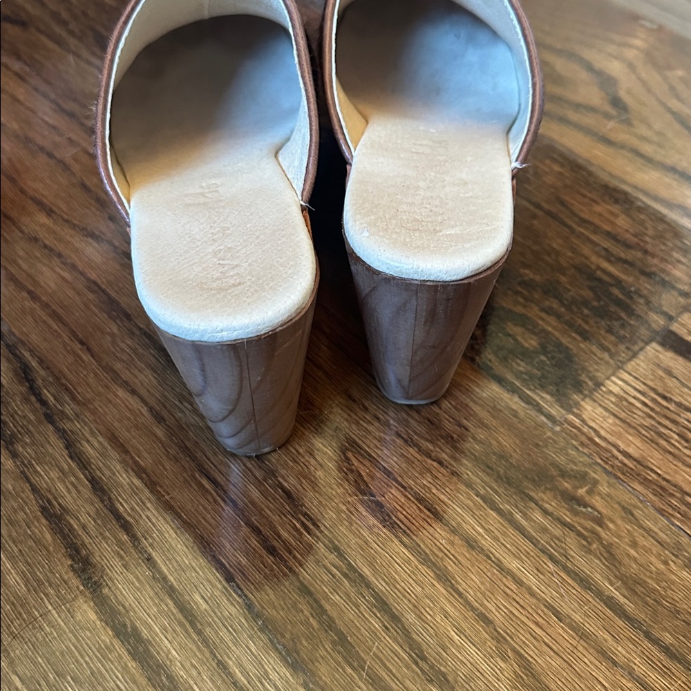 Five Worlds (Cordani) Zorba Cow Hair Clogs size 8 - Picture 4 of 4